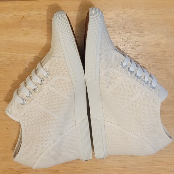 Size 37 (6.5) SUPERGA Ivory Hidden Wedge Sneakers. Never Worn. - Picture 2 of 10